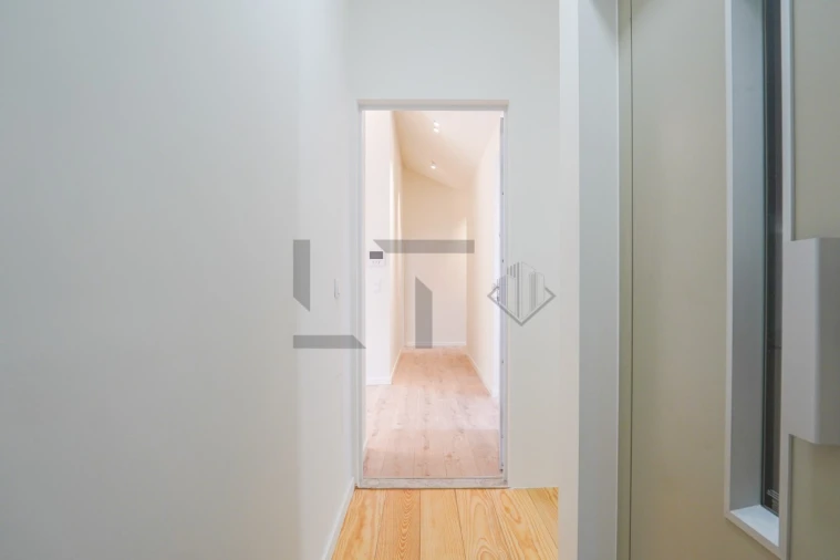Apartamento T2 para Venda em São Domingos de Benfica Foto 8