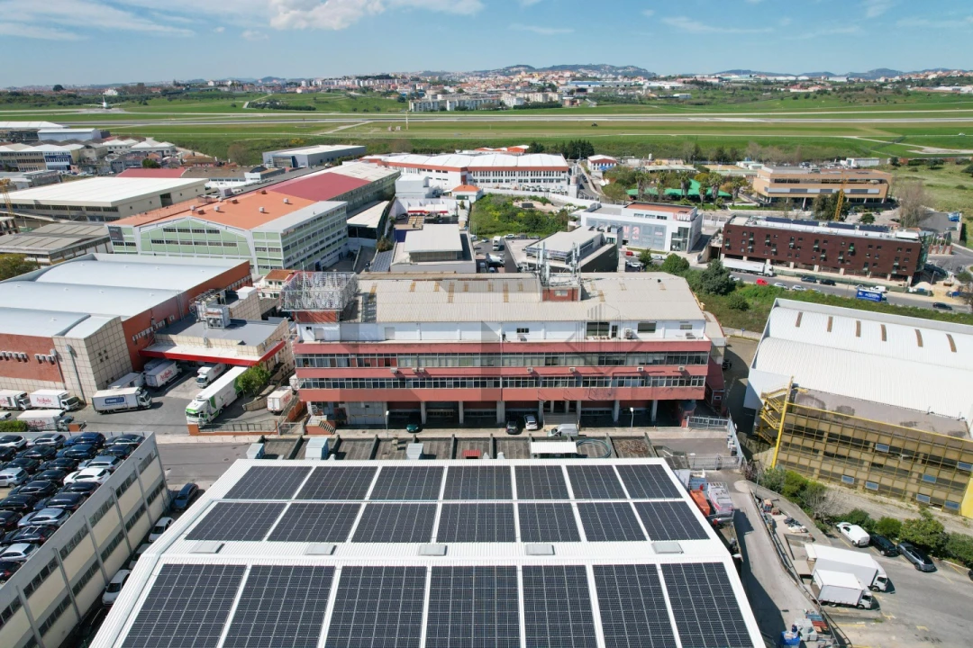 Armazém para Arrendamento em Sacavém e Prior Velho Foto 4