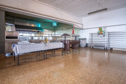 Armazém para Arrendamento em Sacavém e Prior Velho