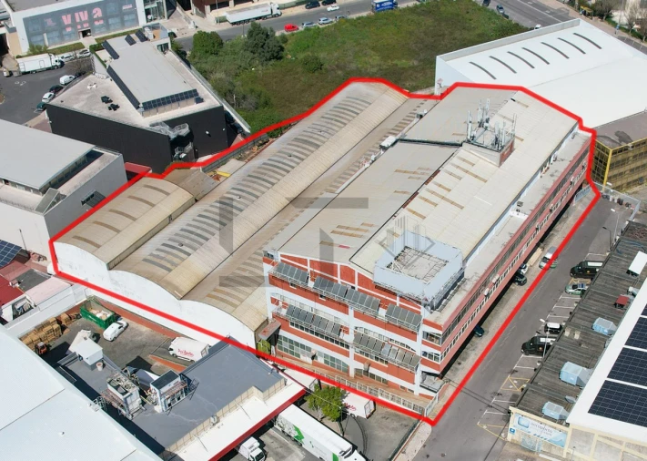 Armazém para Arrendamento em Sacavém e Prior Velho