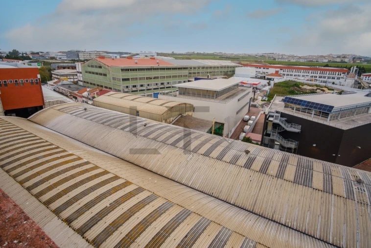 Armazém para Arrendamento em Sacavém e Prior Velho Foto 20