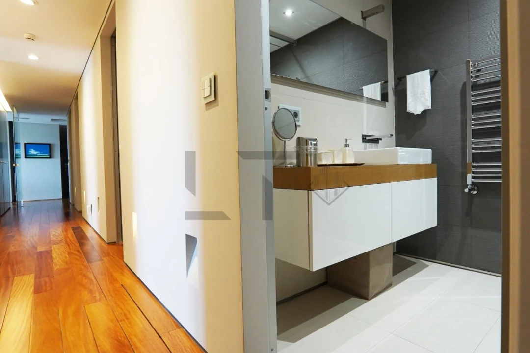 Apartamento T5 para Venda em Avenidas Novas Foto 54