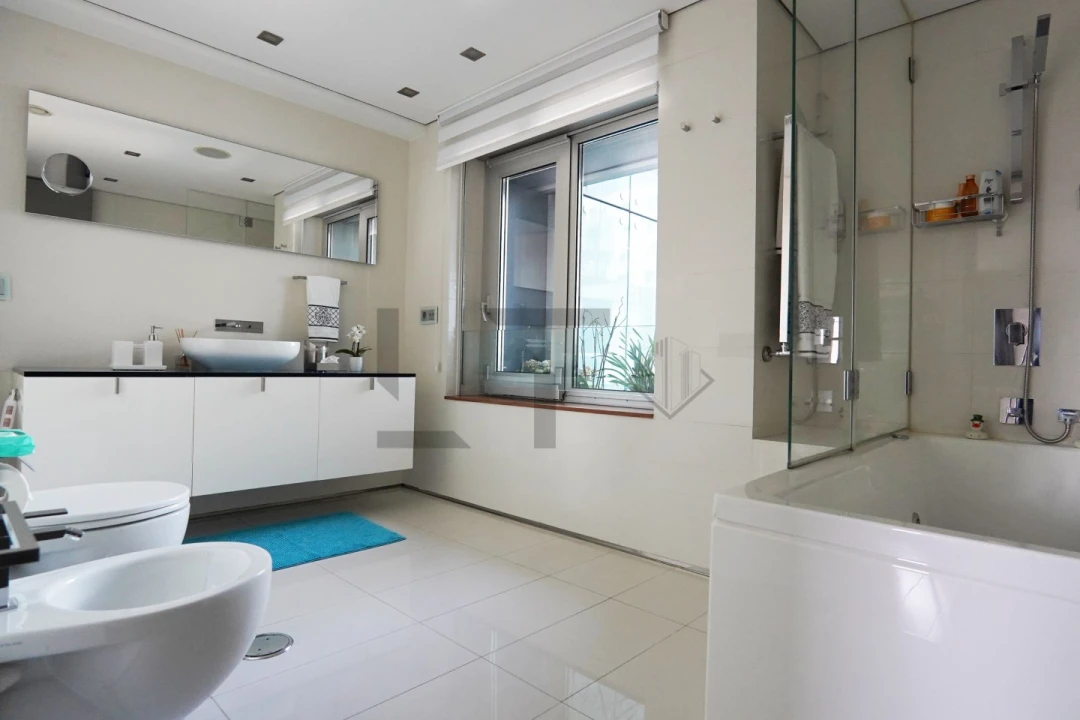 Apartamento T5 para Venda em Avenidas Novas Foto 58