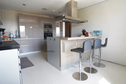 Apartamento T5 para Venda em Avenidas Novas