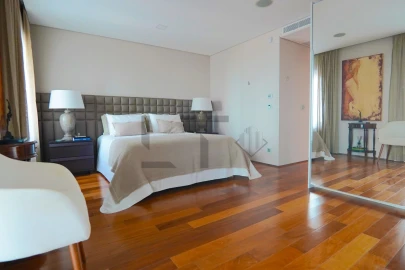 Apartamento T5 para Venda em Avenidas Novas
