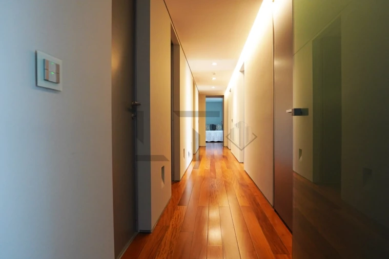 Apartamento T5 para Venda em Avenidas Novas Foto 31