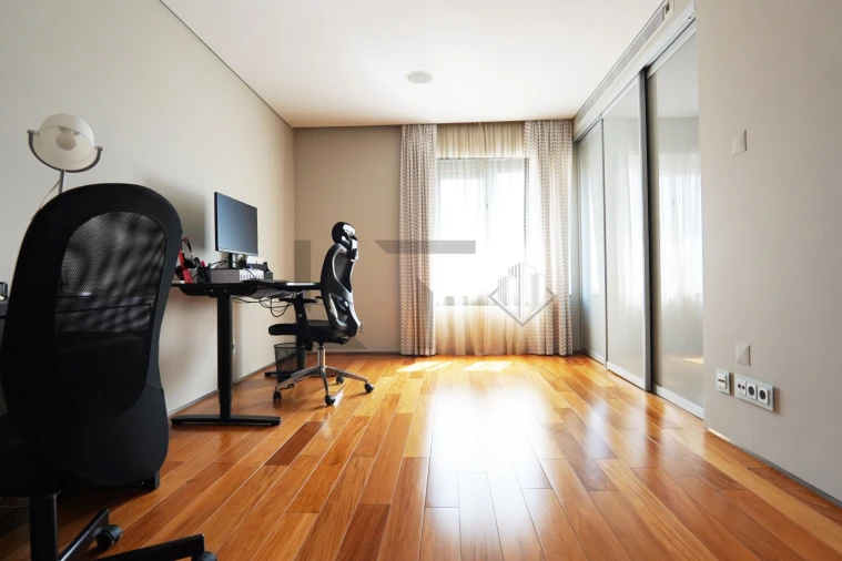 Apartamento T5 para Venda em Avenidas Novas Foto 53