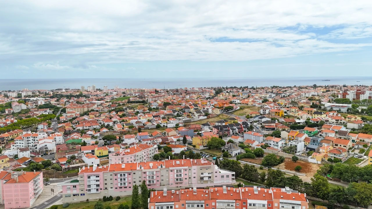 Moradia T3 para Venda em São Domingos de Rana Foto 36