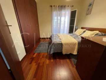 Apartamento T3 para Venda em Santa Cruz