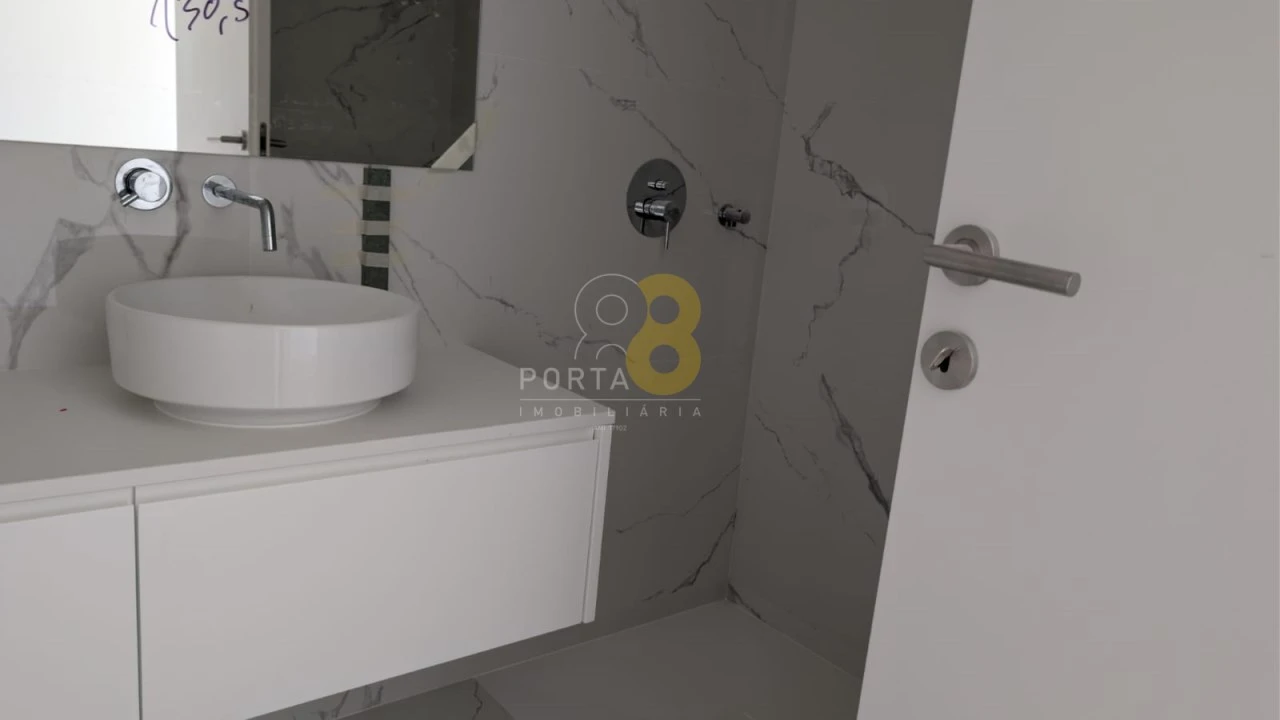 Apartamento T4 para Venda em Matosinhos e Leça da Palmeira Foto 11