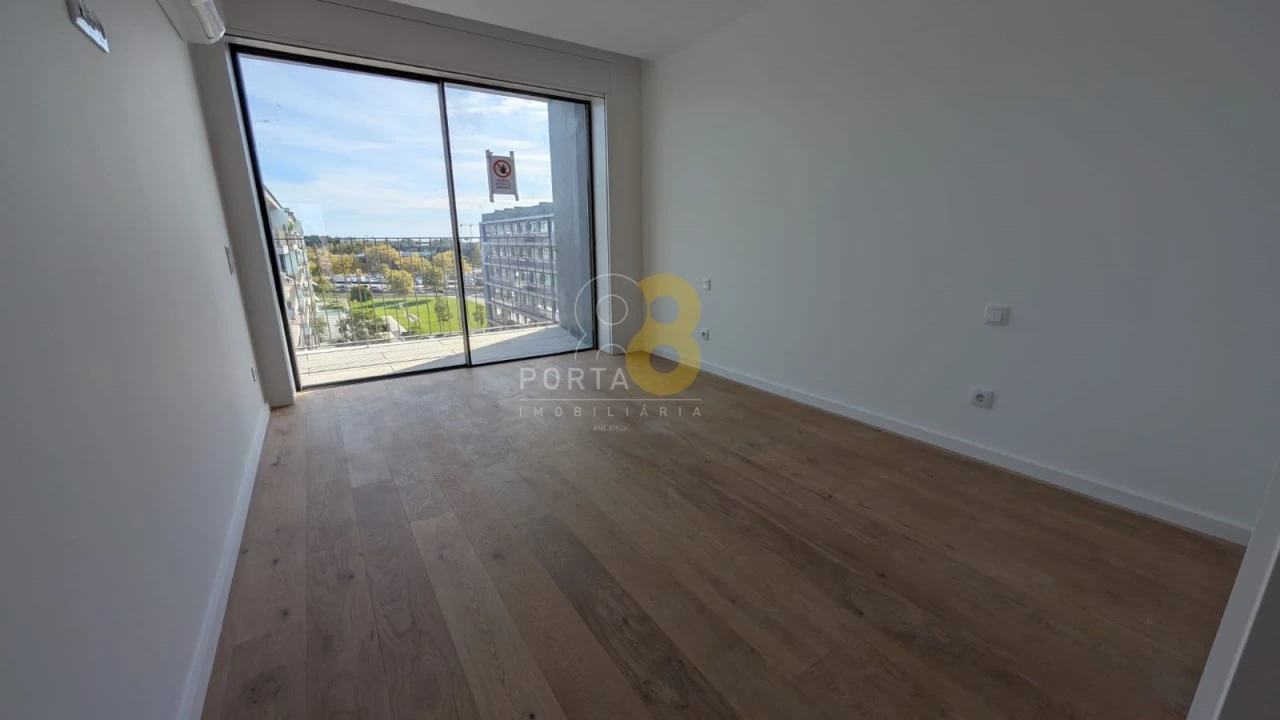 Apartamento T4 para Venda em Matosinhos e Leça da Palmeira Foto 18