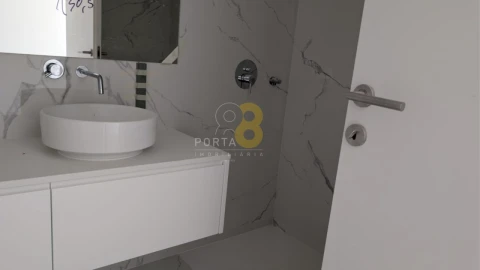 Apartamento T4 para Venda em Matosinhos e Leça da Palmeira