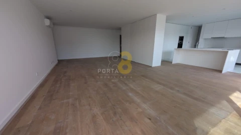 Apartamento T4 para Venda em Matosinhos e Leça da Palmeira