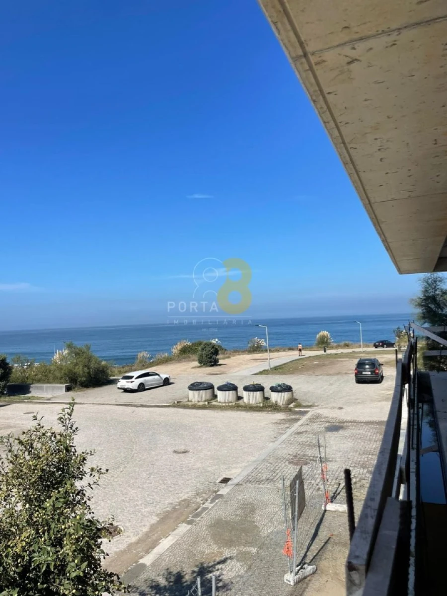 Apartamento T2 para Venda em Canidelo Foto 15