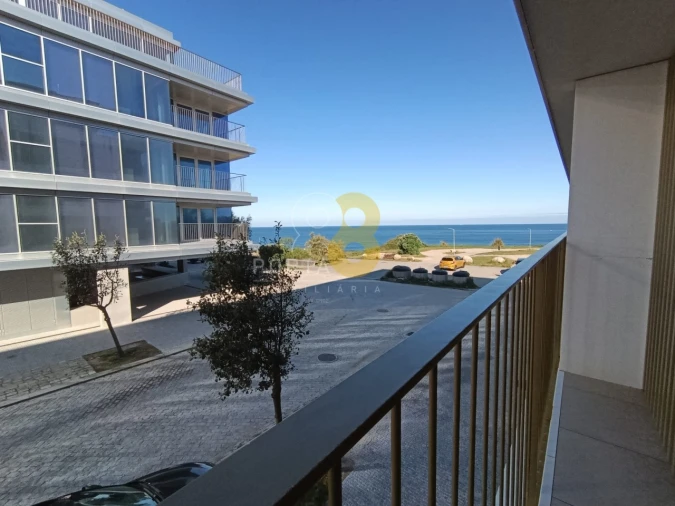 Apartamento T2 para Venda em Canidelo Foto 2