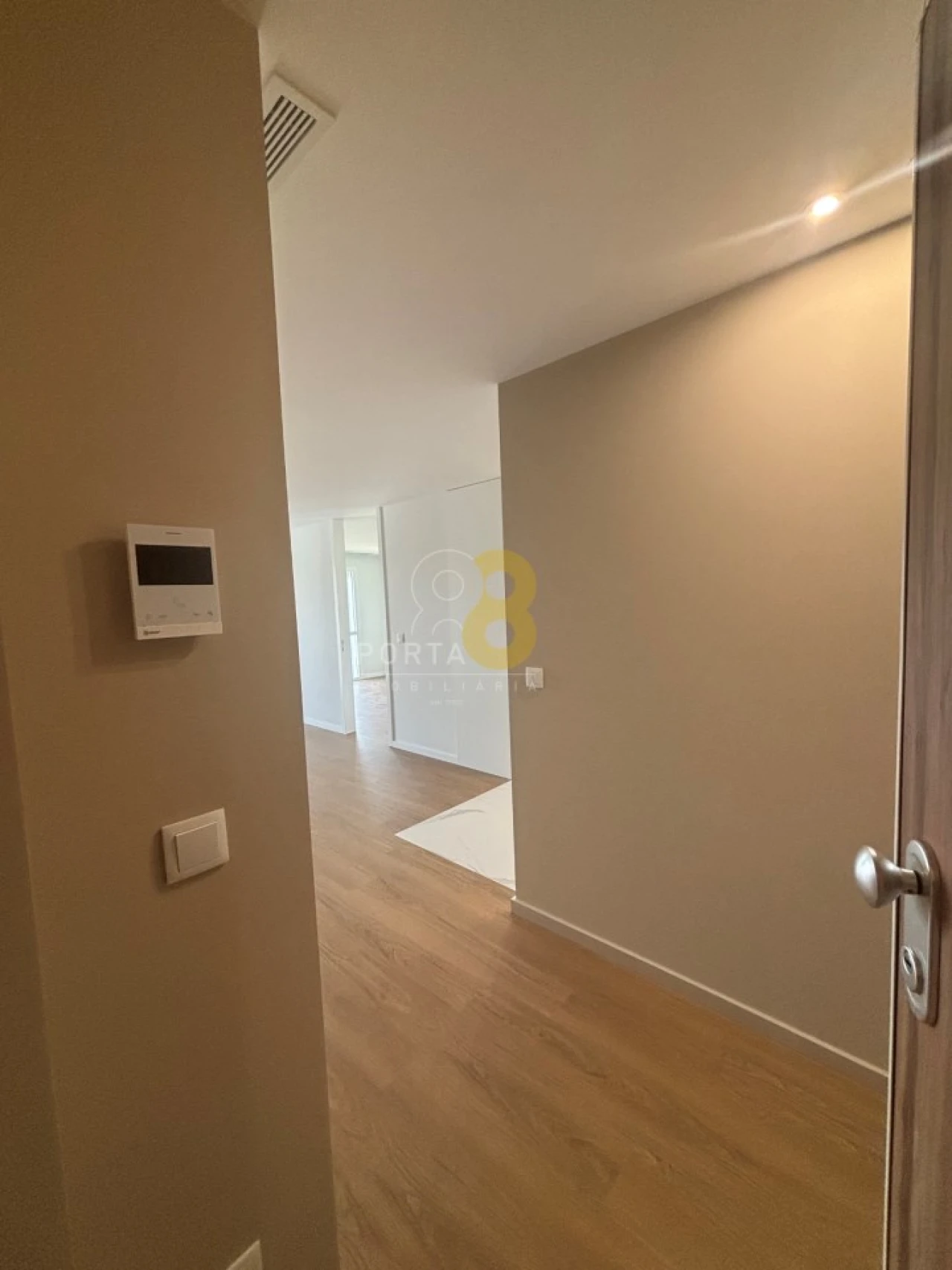 Apartamento T1 para Venda em Cidade da Maia Foto 14