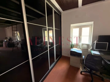 Moradia T4 para Venda em Areeiro