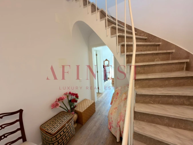 Moradia T4 para Venda em Areeiro Foto 5