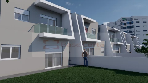 Moradia T3 para Venda em Azambuja