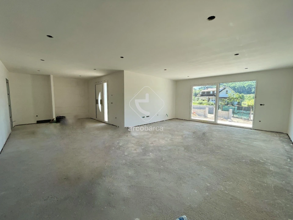 Moradia T3 para Venda em Arcos de Valdevez (São Paio) e Giela Foto 8