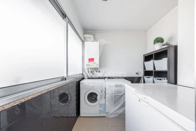 Apartamento T3 para Venda em Urgezes