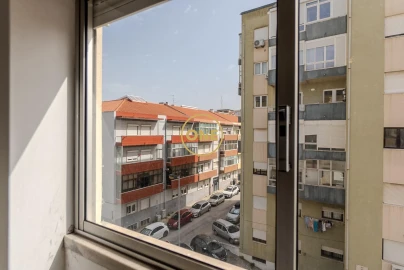 Apartamento T3 para Venda em Almada, Cova da Piedade, Pragal e Cacilhas