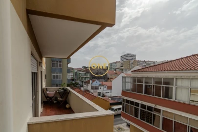 Apartamento T3 para Venda em Almada, Cova da Piedade, Pragal e Cacilhas