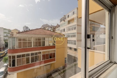 Apartamento T3 para Venda em Almada, Cova da Piedade, Pragal e Cacilhas