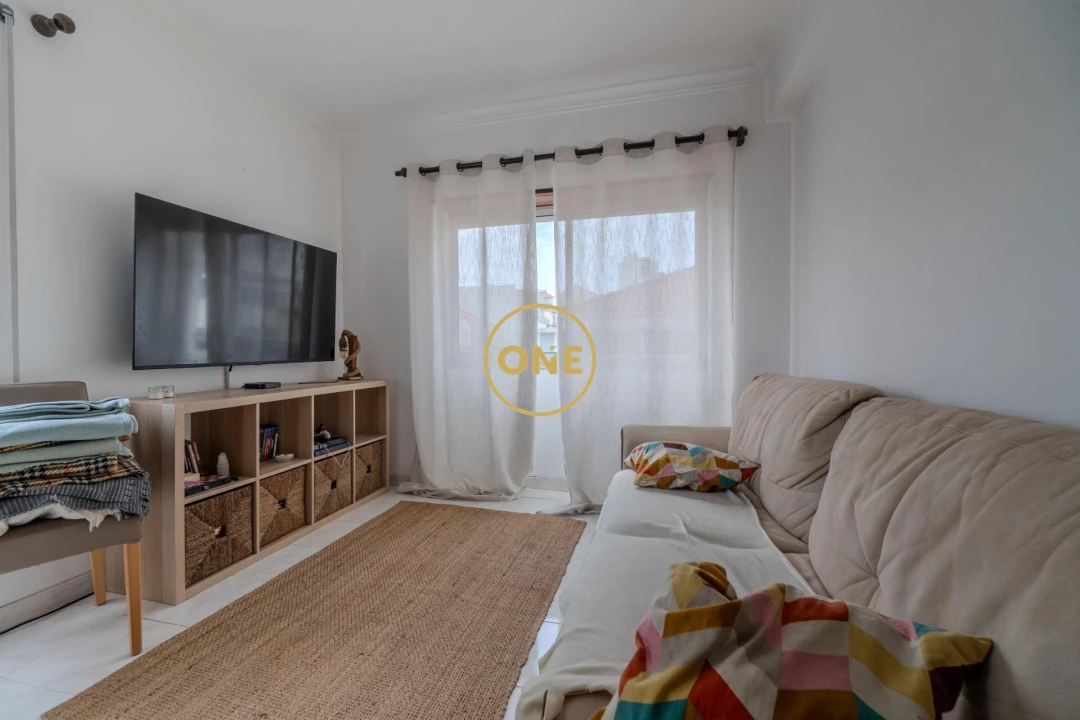 Apartamento T3 para Venda em Almada, Cova da Piedade, Pragal e Cacilhas Foto 7