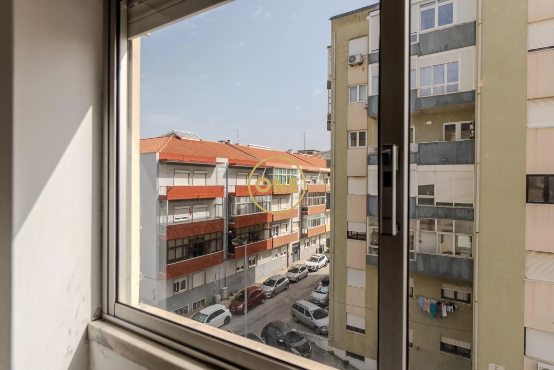 Apartamento T3 para Venda em Almada, Cova da Piedade, Pragal e Cacilhas Foto 20