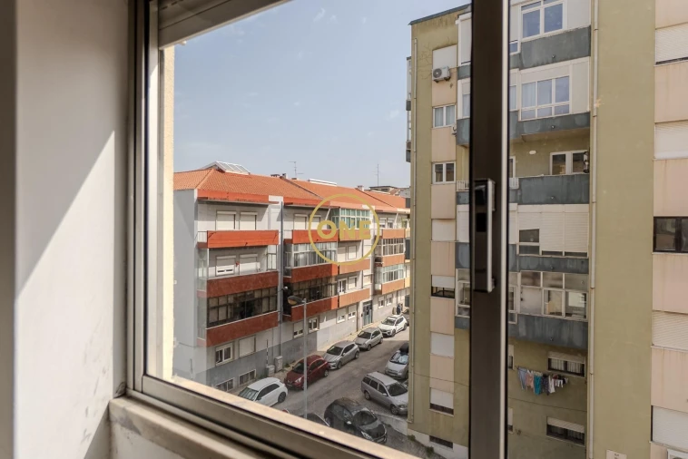 Apartamento T3 para Venda em Almada, Cova da Piedade, Pragal e Cacilhas Foto 20