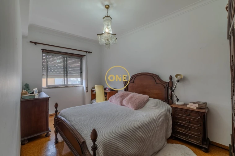 Apartamento T3 para Venda em Almada, Cova da Piedade, Pragal e Cacilhas Foto 15