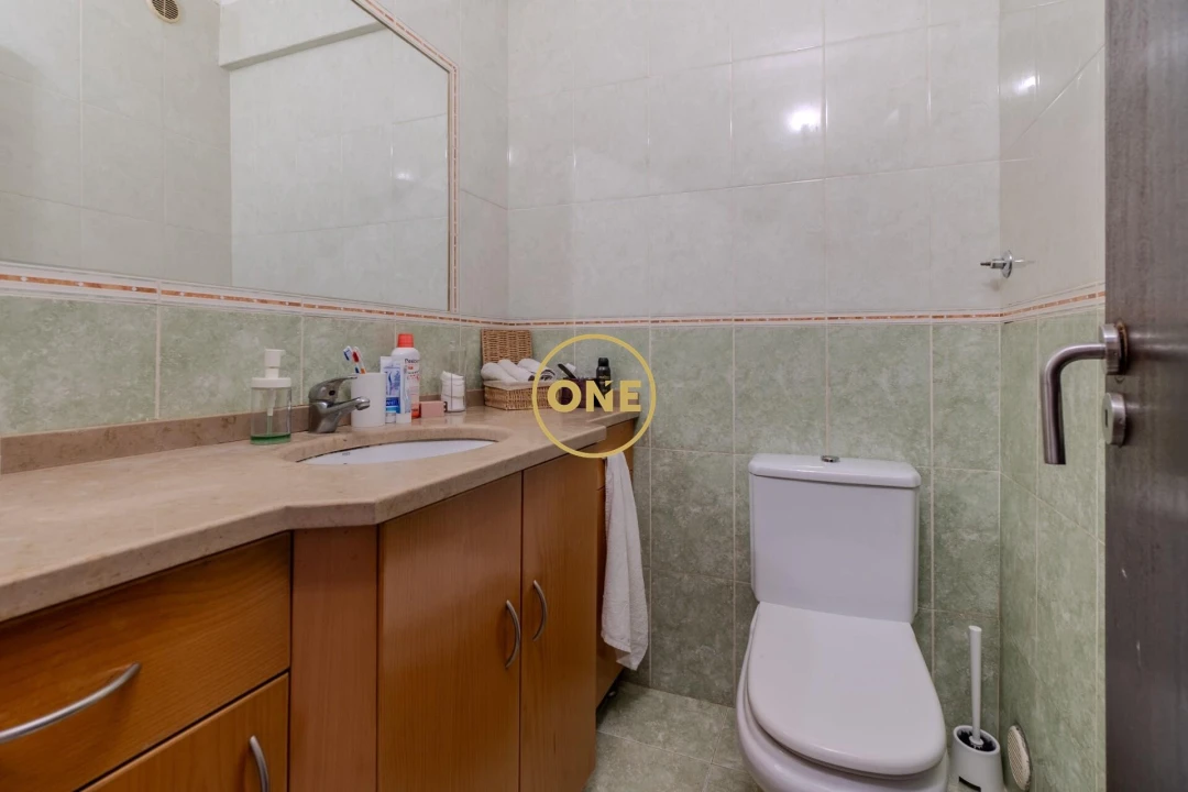 Apartamento T3 para Venda em Almada, Cova da Piedade, Pragal e Cacilhas Foto 9