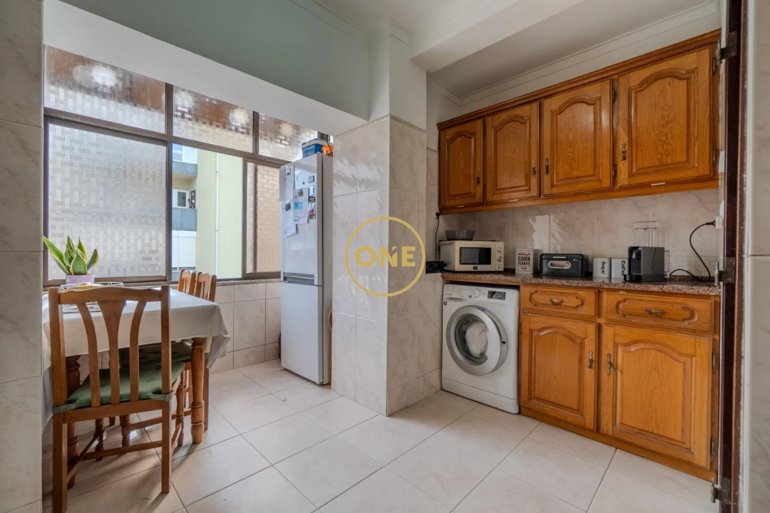 Apartamento T3 para Venda em Almada, Cova da Piedade, Pragal e Cacilhas Foto 4