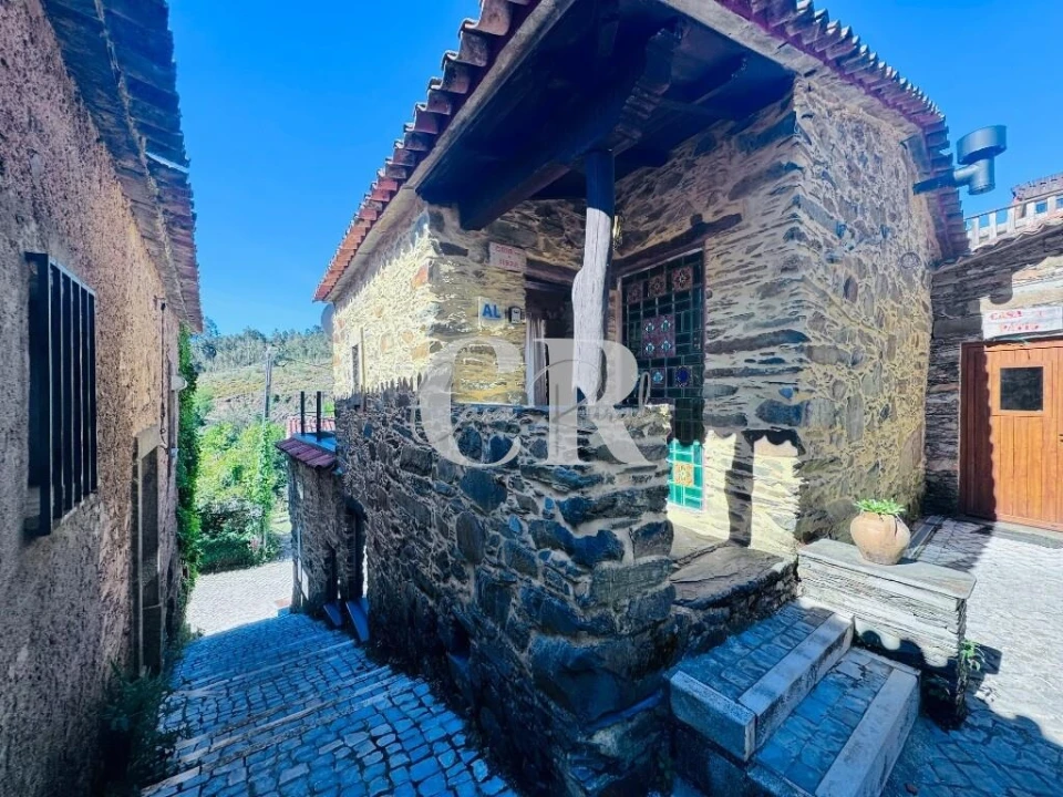 Moradia T2 para Venda em Castanheira de Pêra e Coentral Foto 5