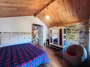 Moradia T2 para Venda em Castanheira de Pêra e Coentral