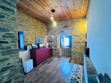 Moradia T2 para Venda em Castanheira de Pêra e Coentral