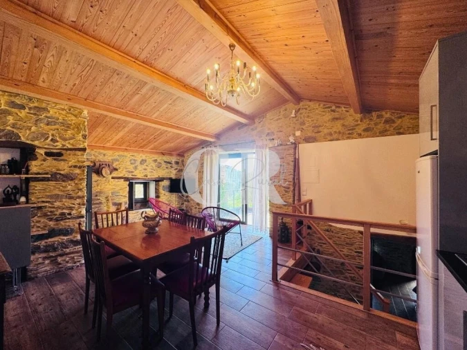 Moradia T2 para Venda em Castanheira de Pêra e Coentral Foto 10