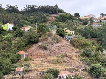 Terreno para Venda em Caniço