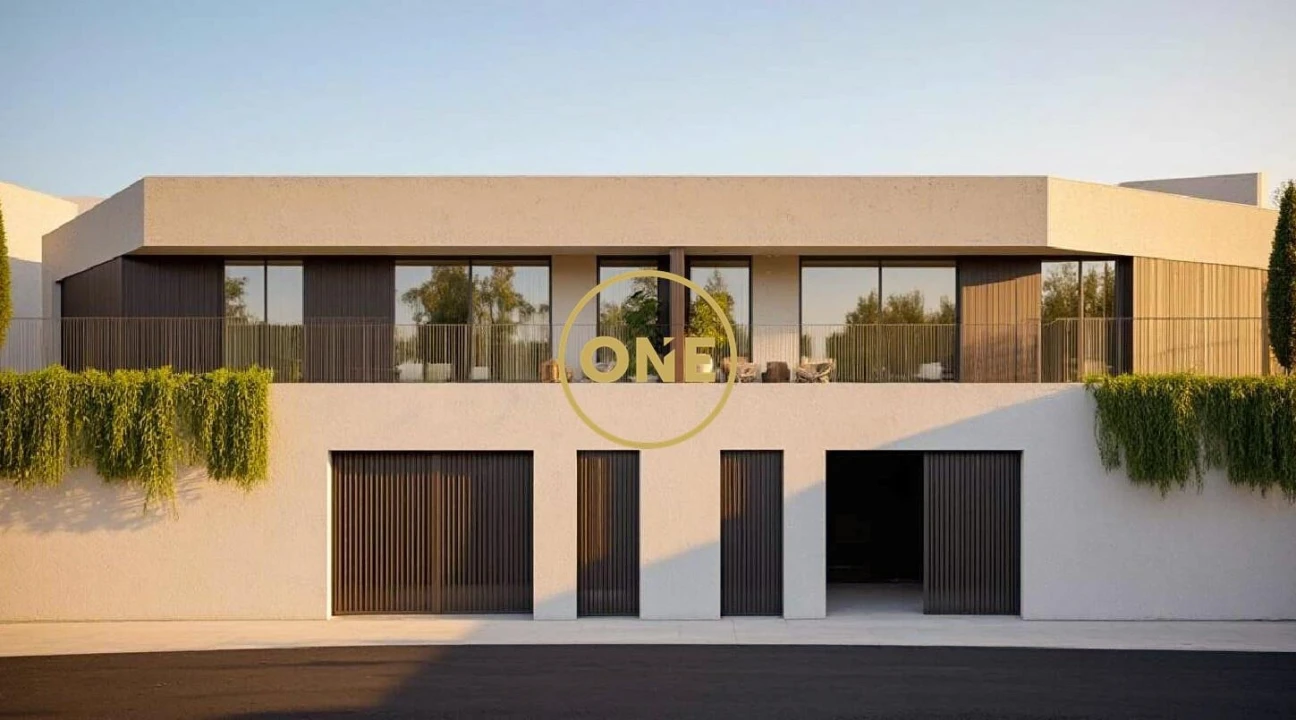 Moradia T3 para Venda em Estreito de Camara de Lobos Foto 1