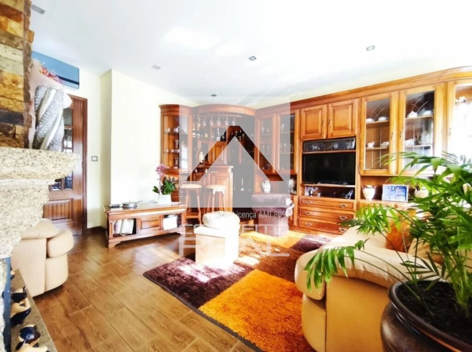 Apartamento T3 para Venda em Lordelo Foto 10