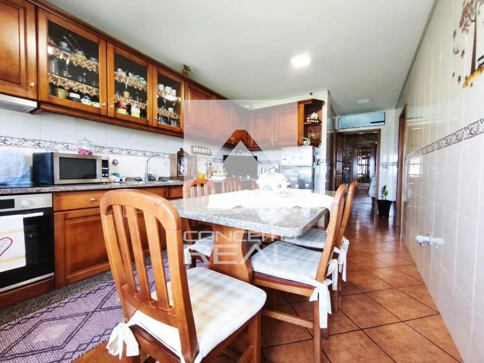 Apartamento T3 para Venda em Lordelo Foto 13