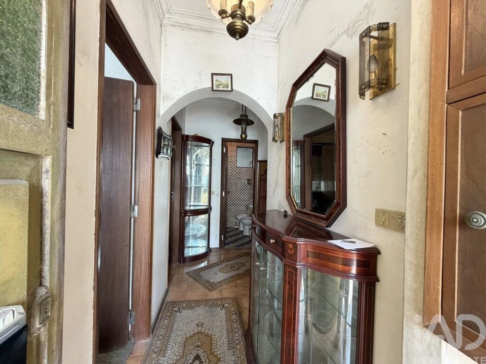 Moradia T2 para Venda em Ramada e Caneças Foto 3