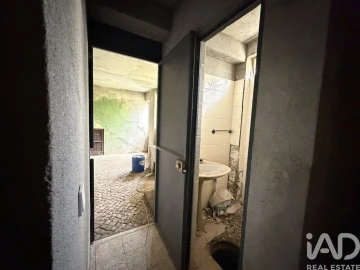 Moradia T2 para Venda em Ramada e Caneças