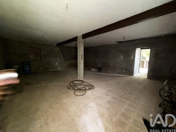 Moradia T2 para Venda em Ramada e Caneças