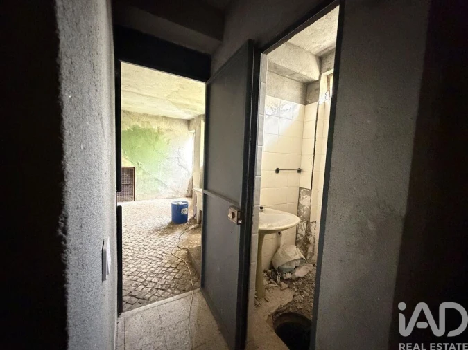 Moradia T2 para Venda em Ramada e Caneças Foto 18