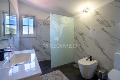 Moradia T3 para Venda em São Roque