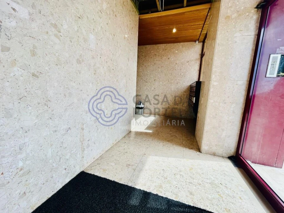 Apartamento T3 para Venda em Vilar de Andorinho Foto 15