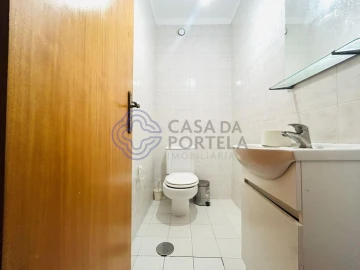 Apartamento T3 para Venda em Vilar de Andorinho