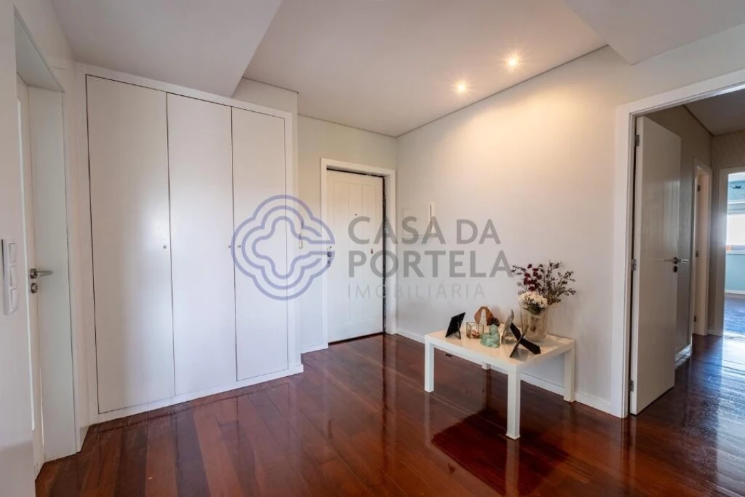 Apartamento T4 para Venda em Antas e Abade de Vermoim Foto 12